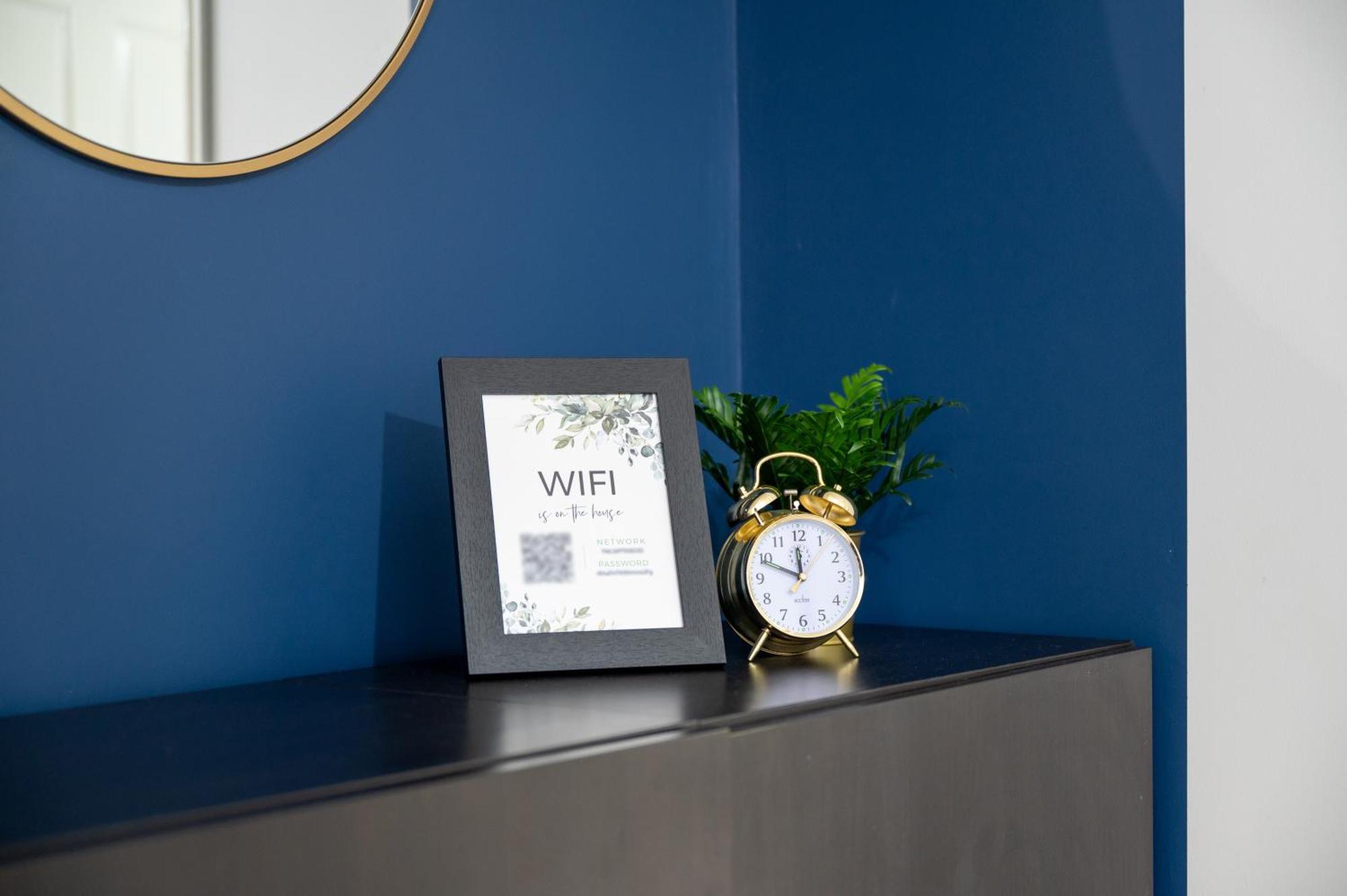 Comfy Manchester Home, Quiet Neighborhood , 6Mins To Manchester City Center With Wifi & Private Parking